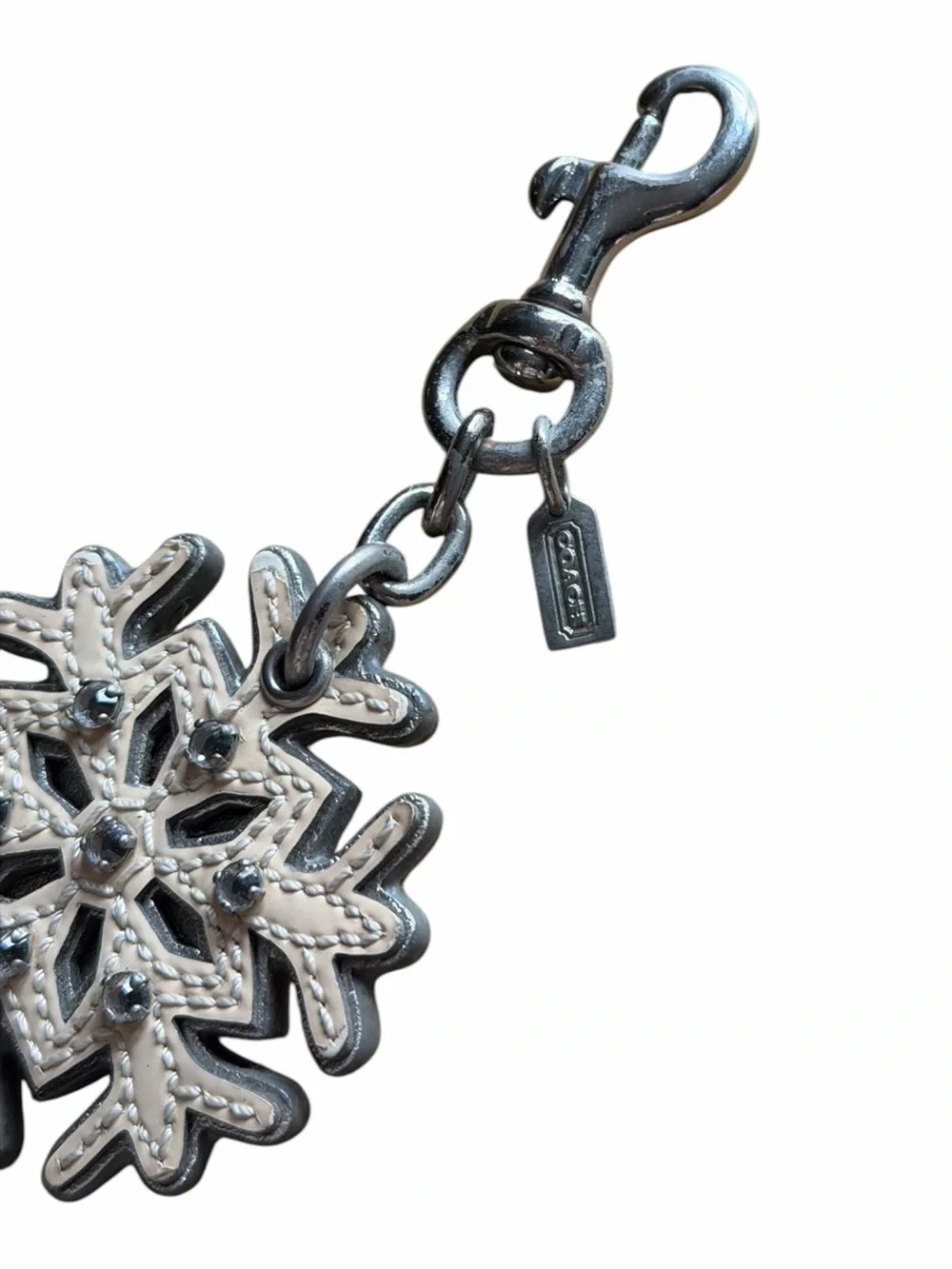 Coach 2009 Snowflake Crystal Leather Bag Charm Keychain Silver White Y2K